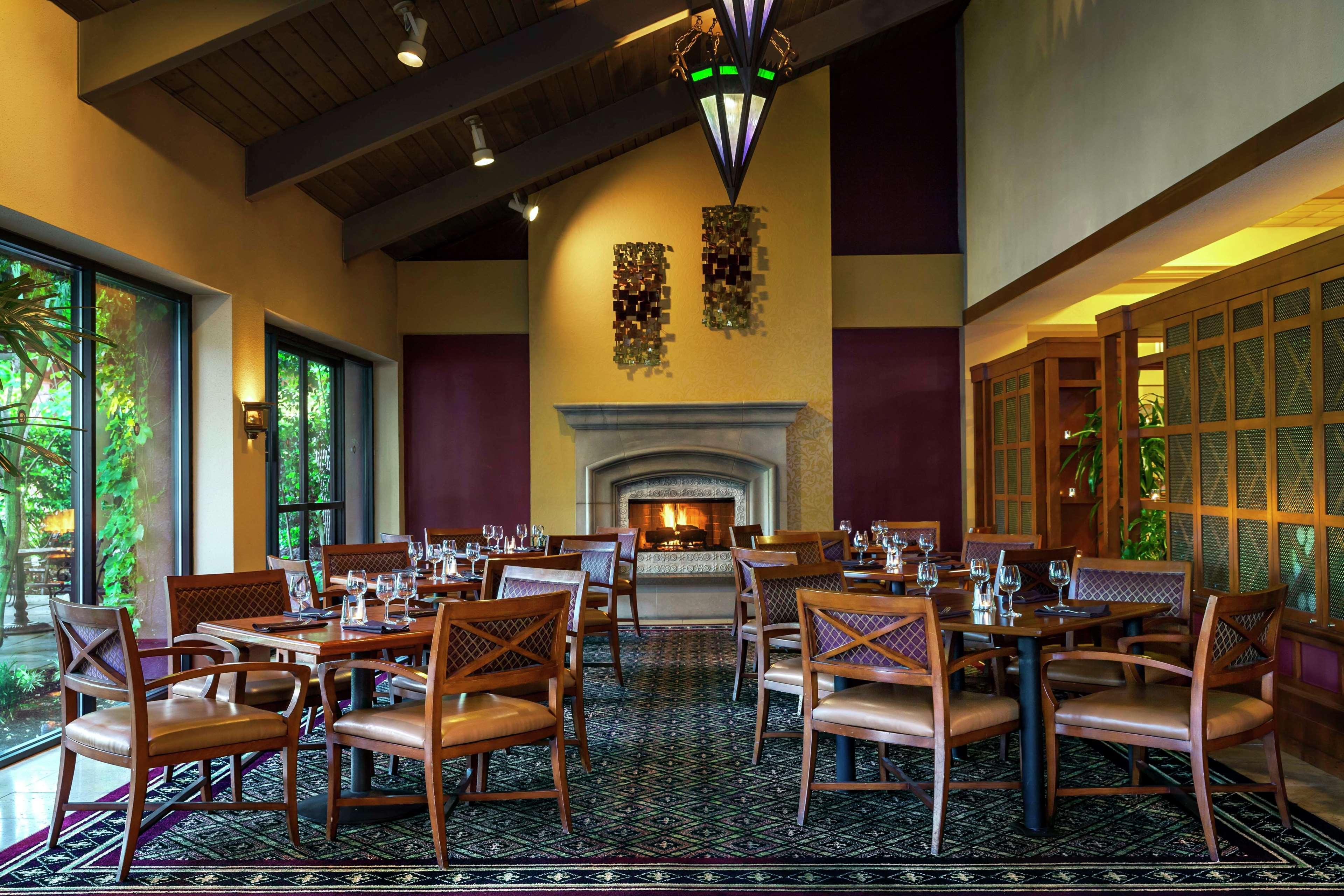 מלון רונרט פארק Doubletree By Hilton Sonoma Wine Country מראה חיצוני תמונה